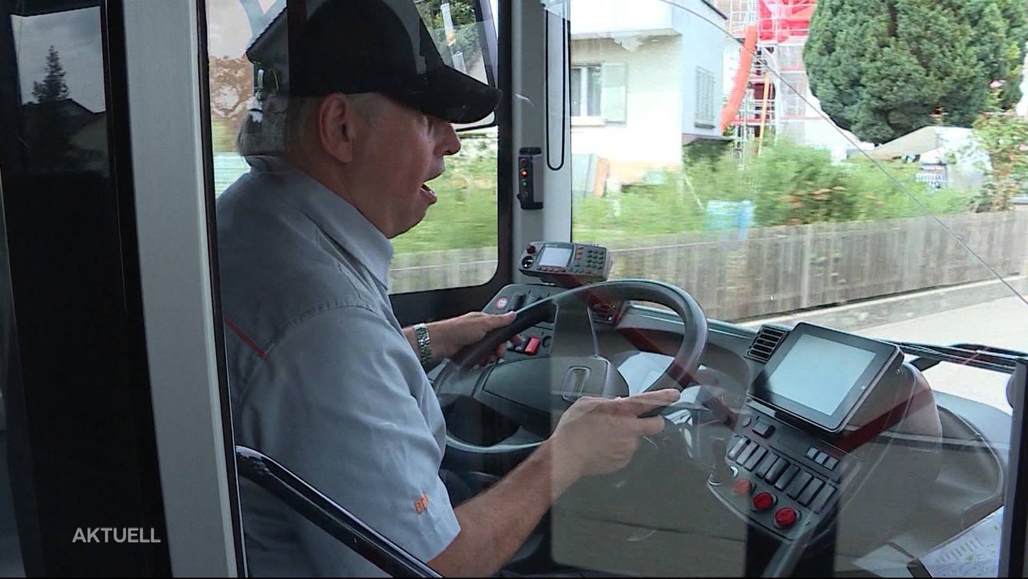 Und Der Ganze Bus Muss Pipi