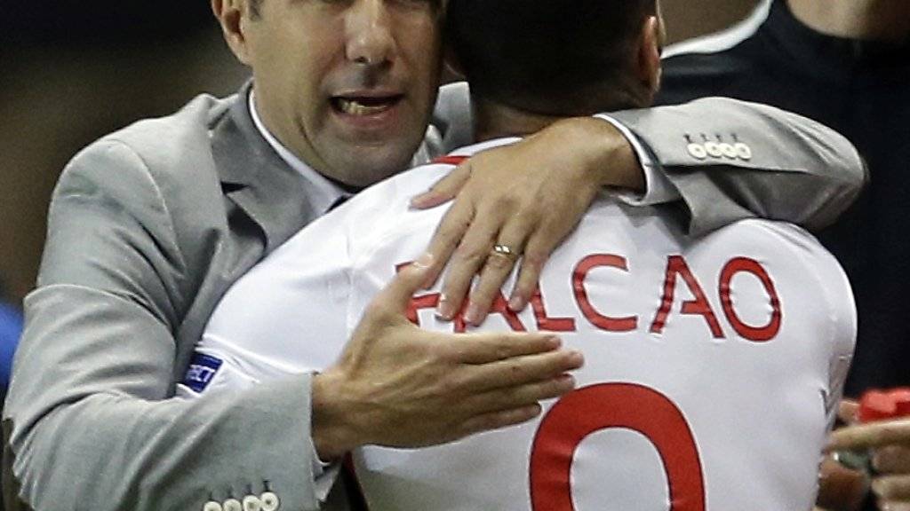 Monacos Trainer Leonardo Jardim bedankt sich bei Radamel Falcao