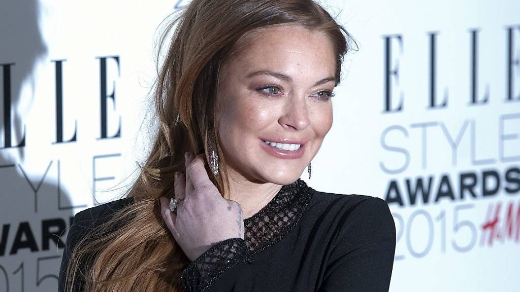 Nach Alkohol- und Drogenproblemen scheint Lindsay Lohan nun zur Ruhe zu kommen: Die 29-jährige Schauspielerin hat sich mit einem 22-jährigen russischen Millionenerben verlobt. (Archivbild)