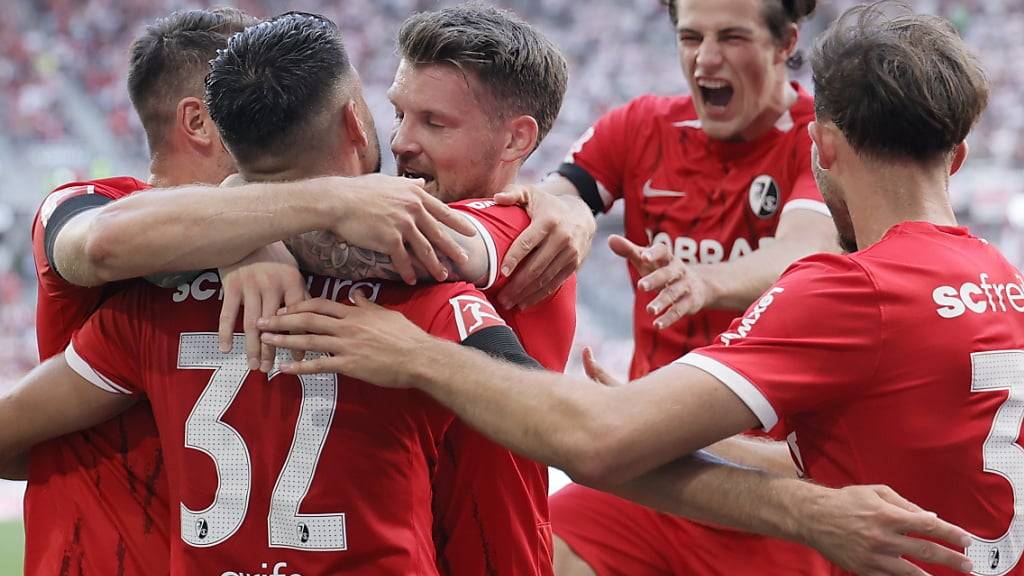 Der SC Freiburg kommt gegen Champions-League-Teilnehmer Stuttgart zum 3:1-Heimsieg