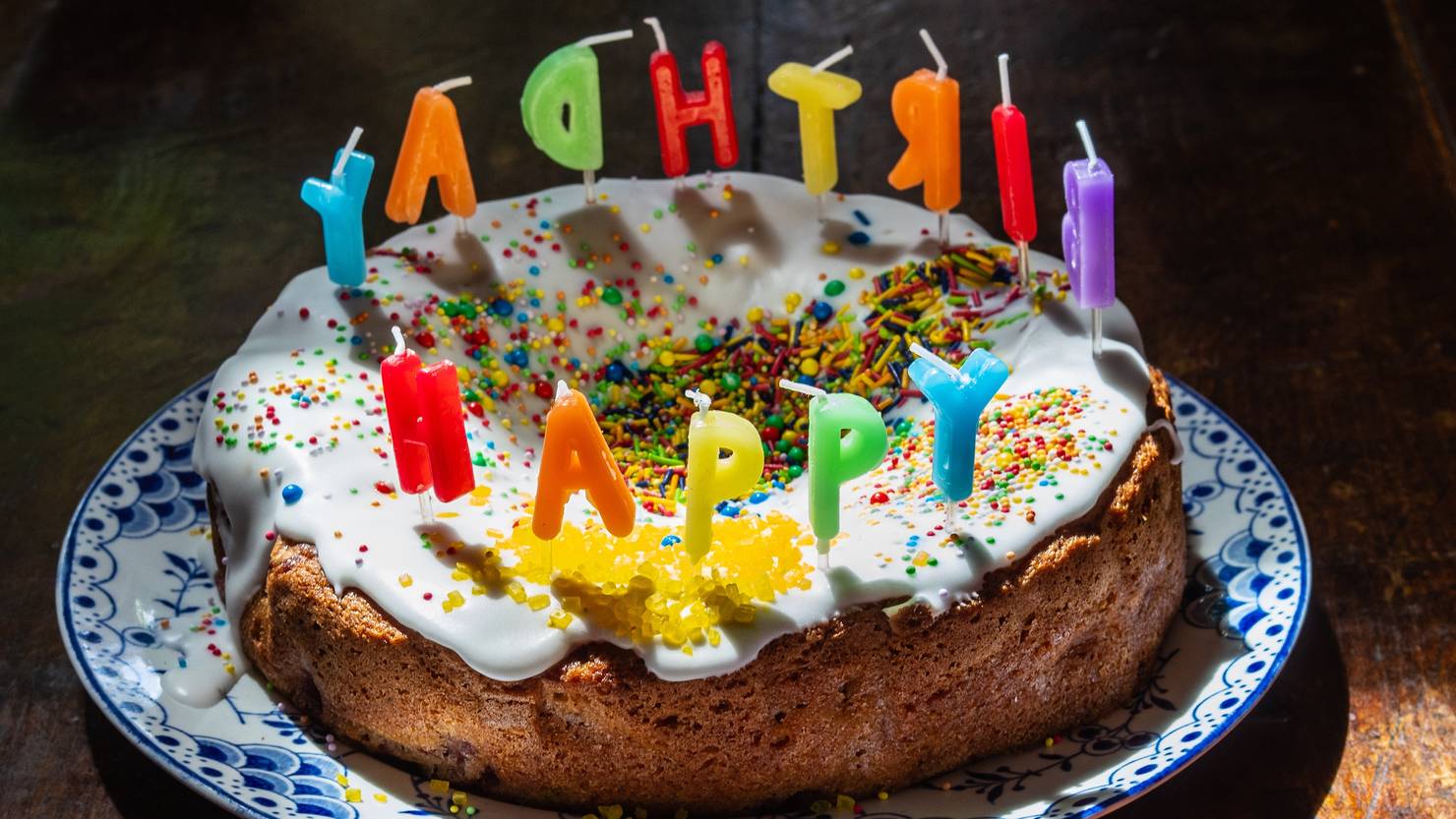 Grandiose Geburtstagskuchen aus Zürich Radio 24 102.8