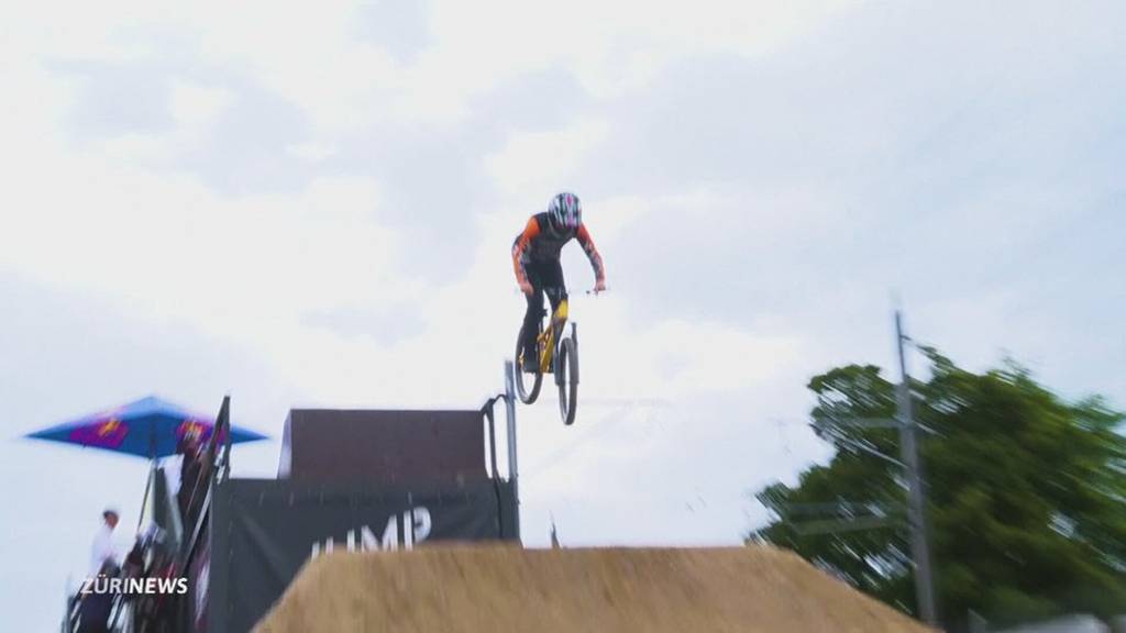 Spektakuläre Jumps: Cycle Week in Zürich