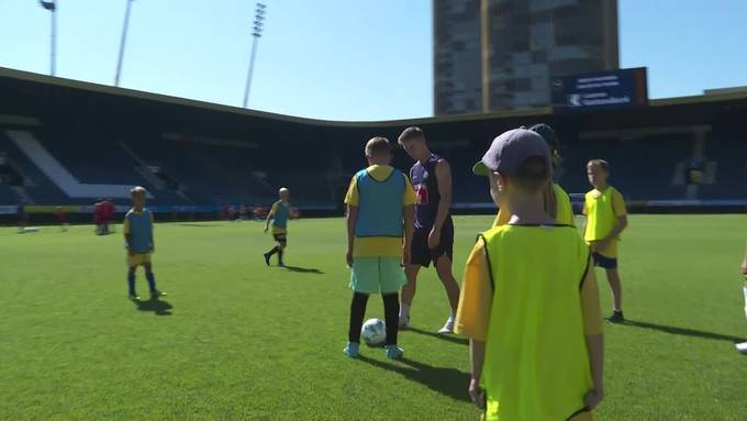 «Meeega toll!»: 150 Kinder durften zum Saison-Auftakt mit den FCL-Spielern trainieren 