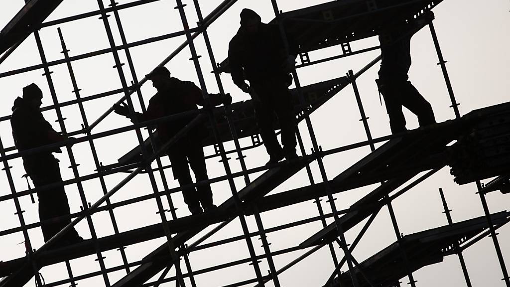 In den Branchen Gastro und Bau fanden im Kanton St. Gallen im letzten Jahr schwerpunktmässige Kontrollen statt. (Archivbild)