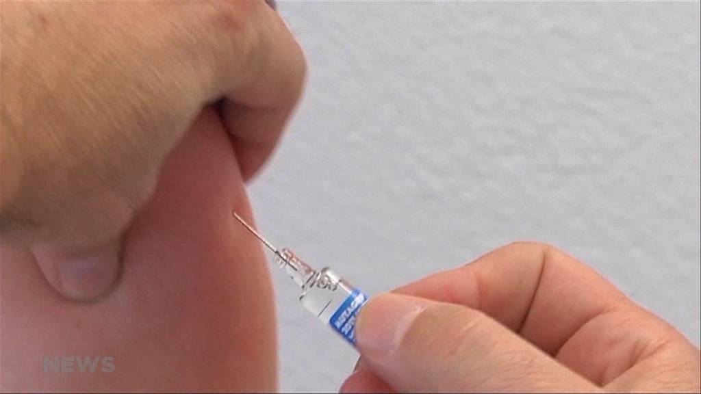 Gesundheitspolitiker prüfen Impfzwang 