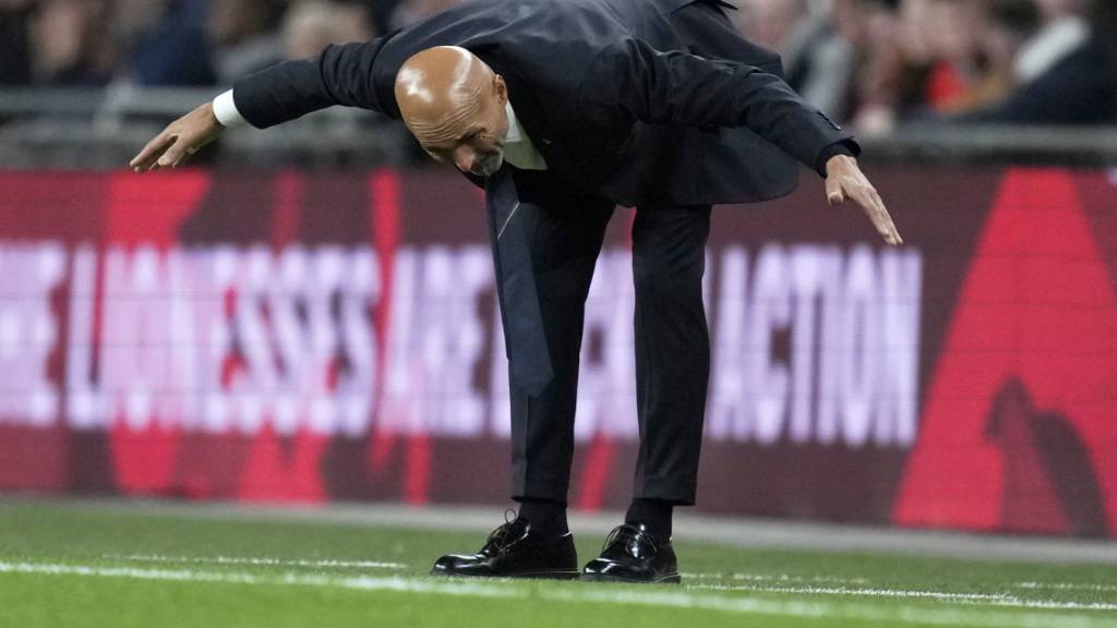 Italiens Nationaltrainer Luciano Spalletti leidet an der Seitenlinie