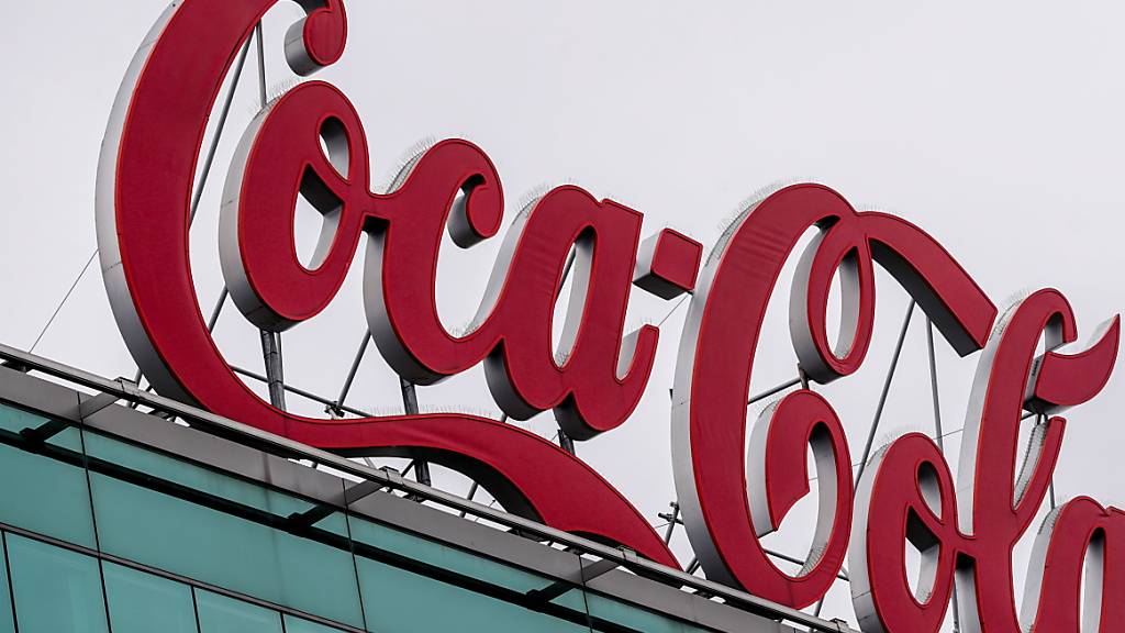 Die Corona-Krise belastet den US-Getränkeriesen Coca-Cola weiter stark. (Archiv)