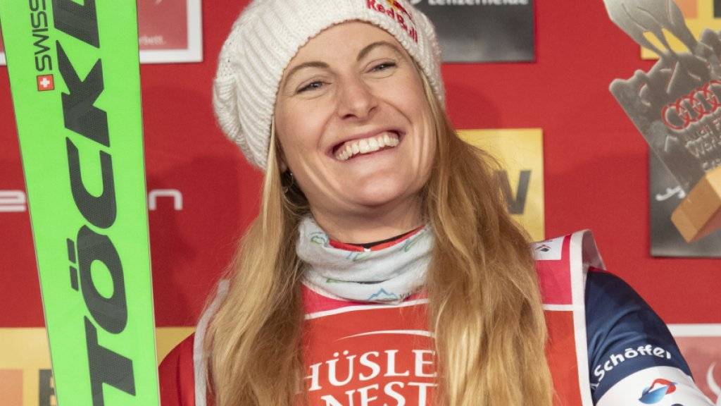 Strahlte am Montag bereits in Arosa als Siegerin: Skicrosserin Fanny Smith gewann in Innichen auch das zweite Weltcup-Rennen der Saison