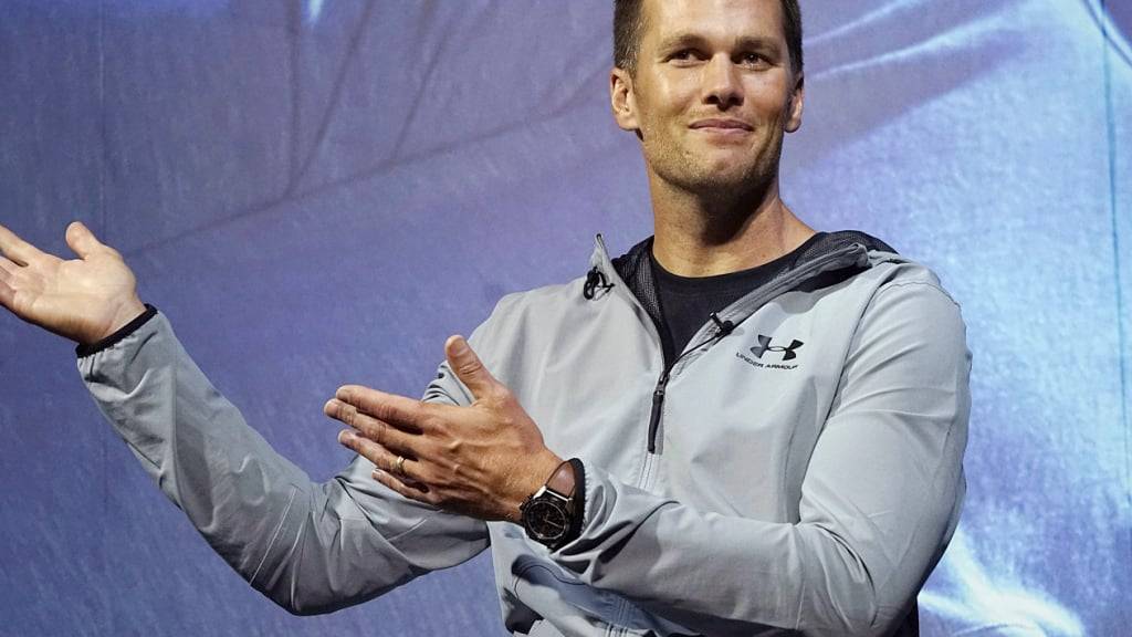 Tom Brady hilft, Flag Football einer breiteren Masse vorzustellen