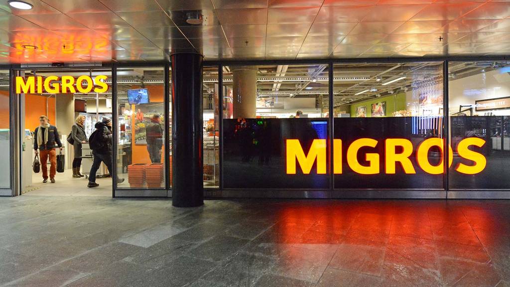 Migros Bahnhof Luzern Untergeschoss_Eingang