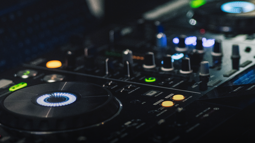 Jetzt neu! Dein Start ins Weekend ist der Hit