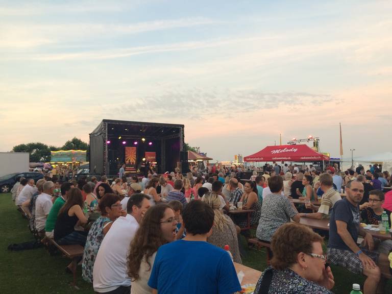 Ferienstimmung kommt in Arbon beim Seenachtsfest auf. (Bild: seenachtsfest-arbon.ch)