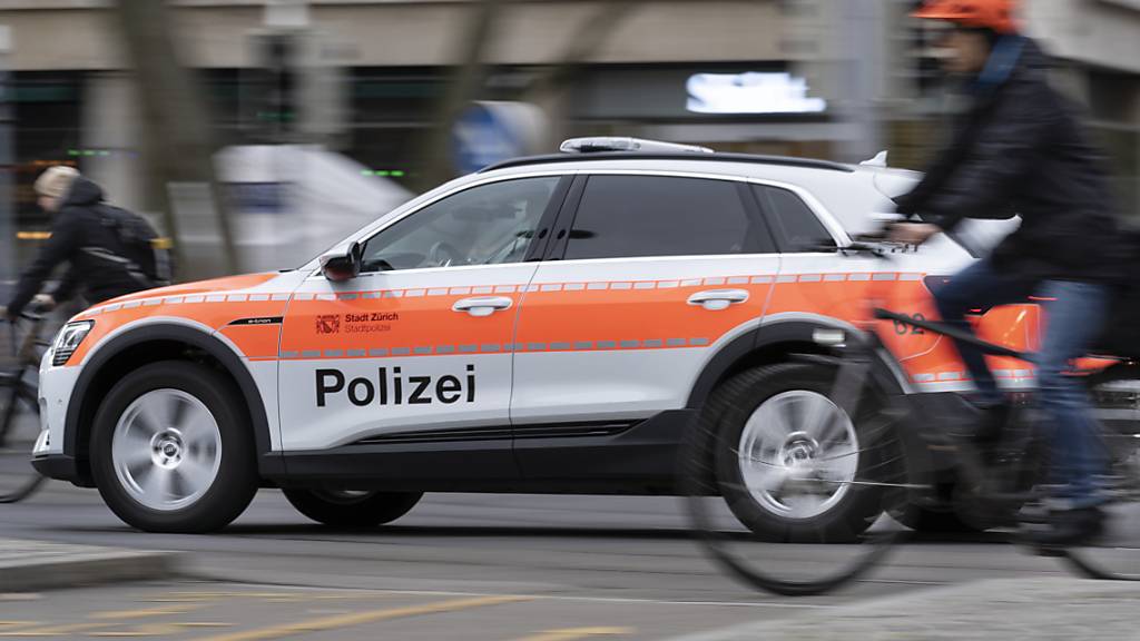 Ein Einsatzwagen der Stadtpolizei Zürich. (Archivbild)