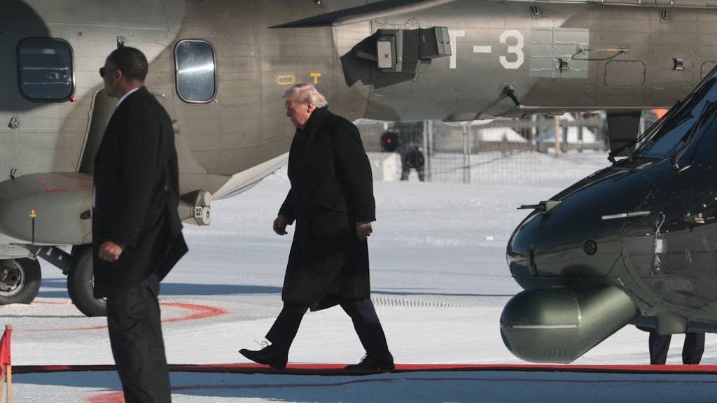 Donald Trump tritt am WEF in Davos ans Rednerpult