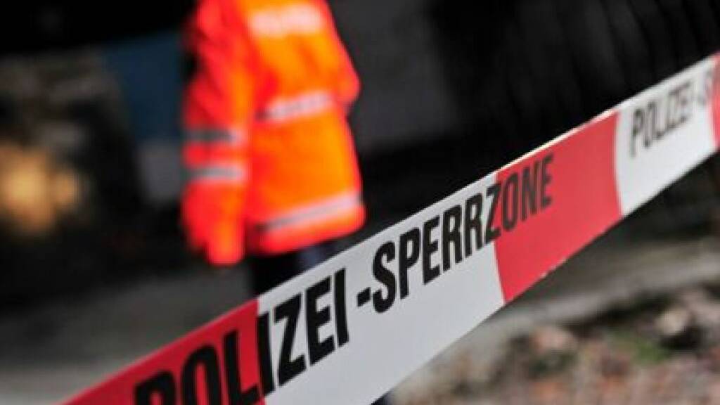 Eine junge Frau ist am Mittwoch im Berner Vorort Ostermundigen Opfer eines Tötungsdelikts geworden. Nun wurde ein 20-Jähriger festgenommen.