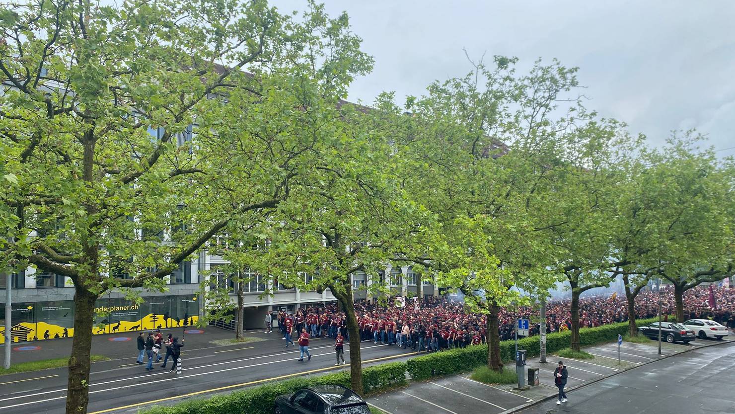 Public transport disruption in Bern as a result of cup ultimate fan marches