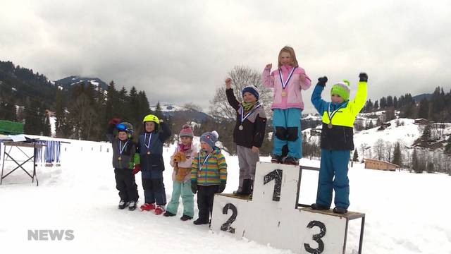 Skirennen verschoben um Beat Feuz zuzusehen