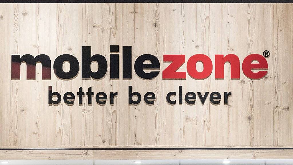 Der Handyanbieter Mobilezone verzeichnete im ersten Halbjahr 2017 einen Umsatzrückgang.