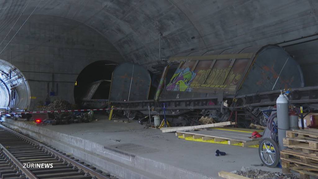 Schwierige Aufräumarbeiten im Gotthard