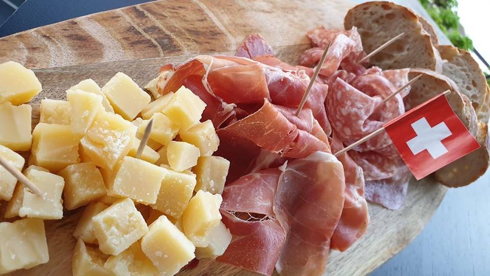 Das Apéroplättli mit Fleisch, Käse und Brot – doch wo gibt es das beste?