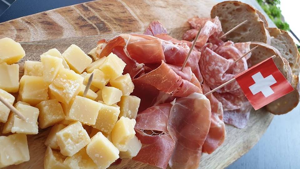 Das Apéroplättli mit Fleisch, Käse und Brot – doch wo gibt es das beste?