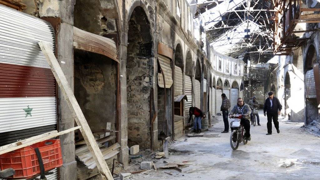 Zerstörte Einkaufspassage in Homs, Syrien (Archiv)