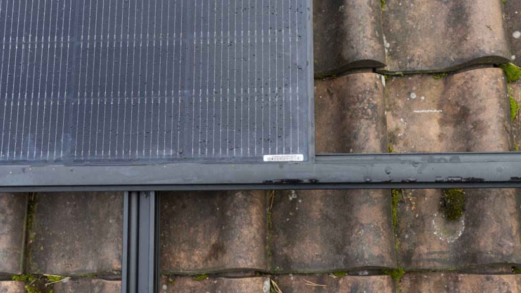 Die Nachfrage nach Fördergeldern für Photovoltaikanlagen oder Wärmedammungen war im Kanton Zug 2025 gross. (Symbolbild)