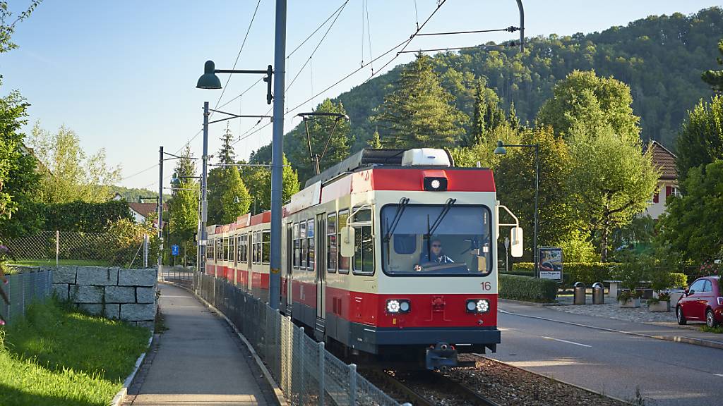 Pendelzug der Waldenburgerbahn im Baselbiet. (Archivbild)