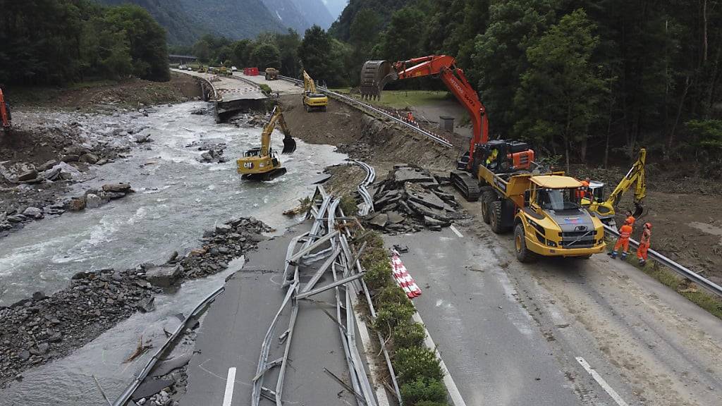 A13 durch Misox in zwei Wochen wieder einspurig befahrbar