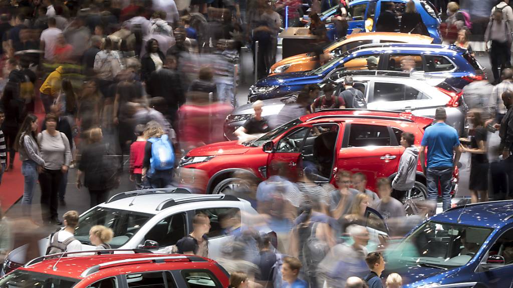 Autohersteller und die Chipkrise: Die Lieferprobleme von Halbleitern hat nach wie vor massive Auswirkungen auf die Lieferbarkeit neuer Fahrzeuge. (Symbolbild)