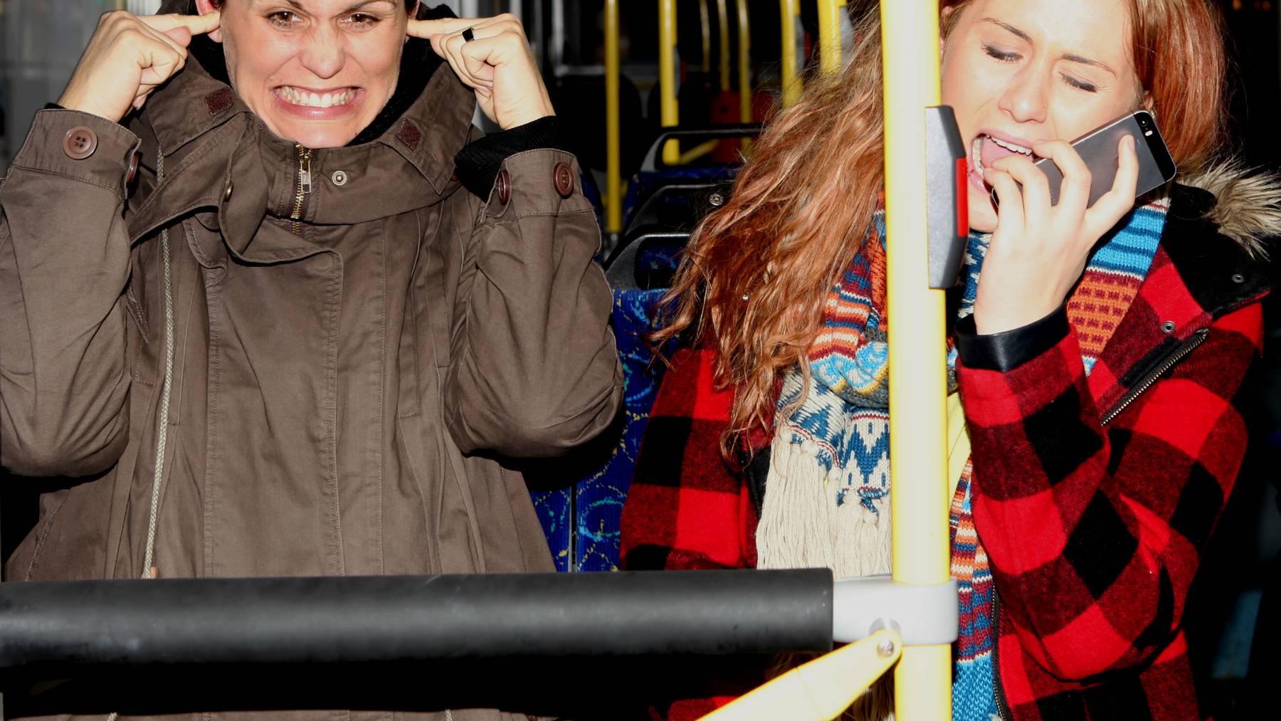 Laut-Telefonierer im Bus oder Zug 