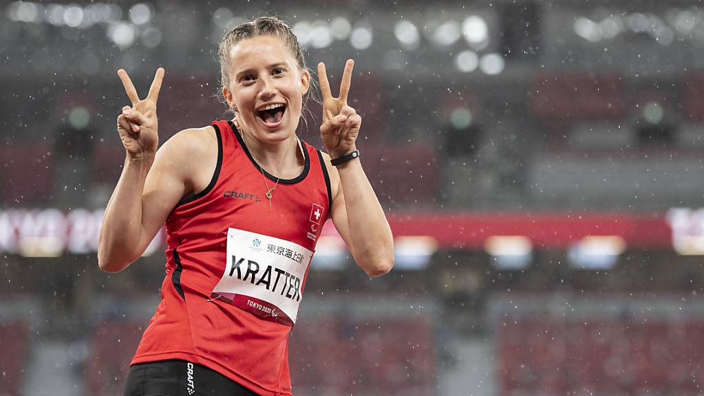 Elena Kratter gewinnt im Weitsprung Bronze.