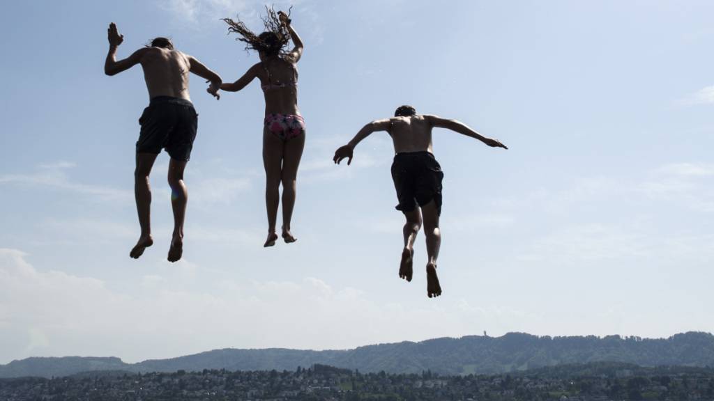 Die Stadtzürcher Sommerbäder verzeichneten am vergangenen Samstag den millionsten Eintritt in dieser Saison. (Archivbild)