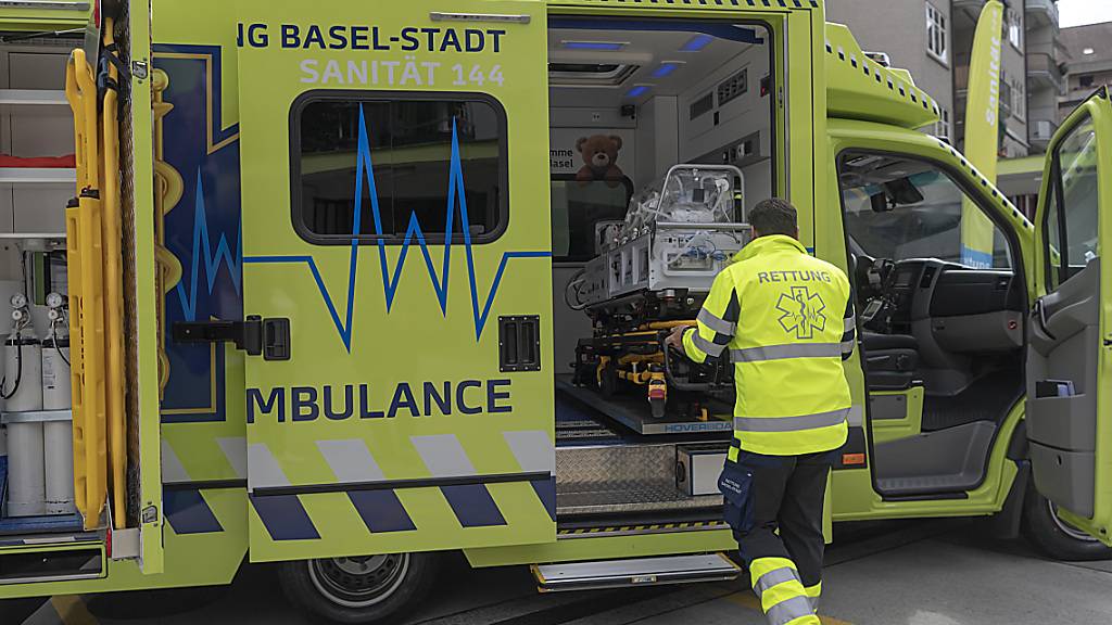 Die Mitarbeitenden der Basler Sanität können sich die Überstunden befristet auszahlen lassen.