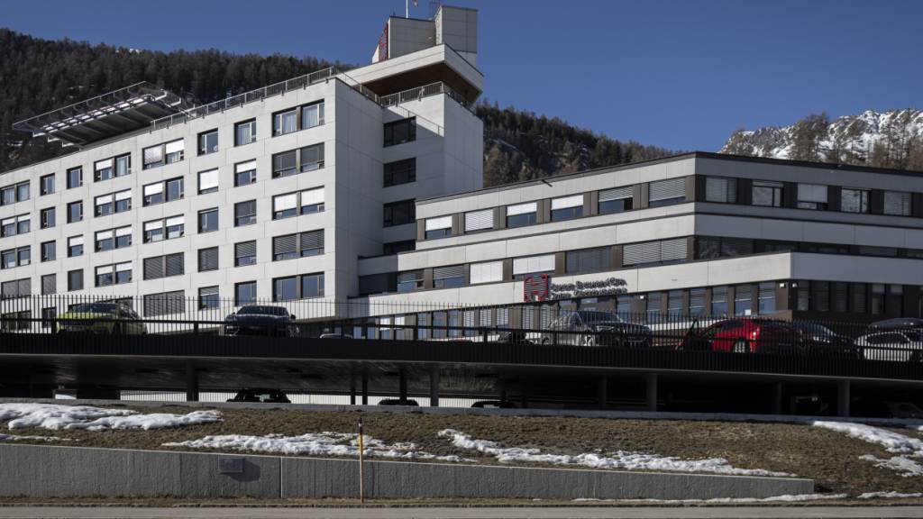 Die Betreiberin des Spitals Oberengadin hat am Mittwoch die Nachlassstundung beantragt. (Archivbild)