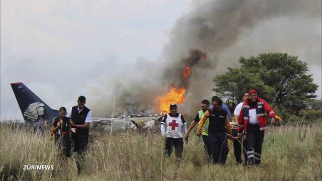 Passagiere überleben Flugzeugabsturz in Mexico