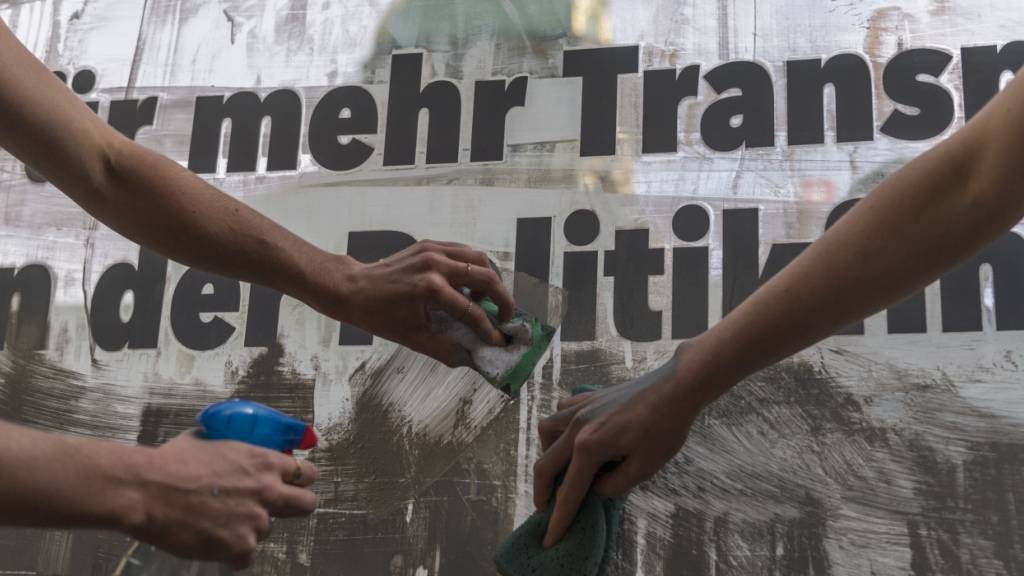 Laut dem Bundesverwaltungsgericht unterstehen Dokumente zur Politikfinanzierung - darunter Berichte über falsche Angaben von Komitees und Parteien  - grundsätzlich dem Öffentlichkeitsprinzip. (Archivbild)