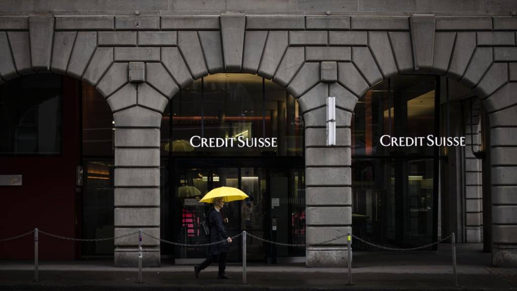 Das Bundesgericht weist die Klage eines Ehepaars gegen den Bund ab. Das Paar hatte vor dem Zusammenbruch der Bank noch 38'000 Aktien der Credit Suisse gekauft. (Archivbild)