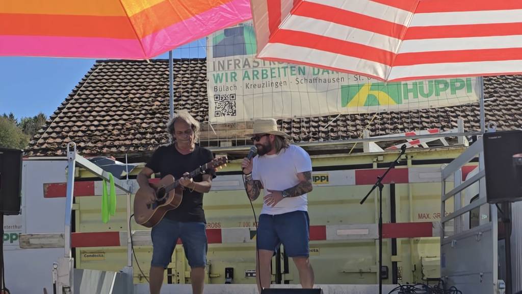 Baschi begeistert Fans bei exklusivem Radio 24 Heimkonzert