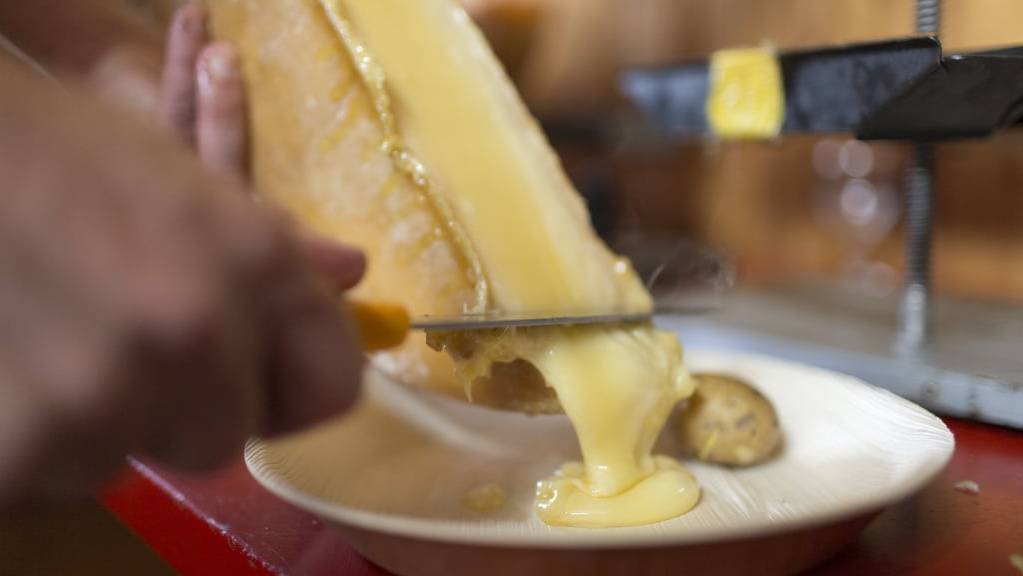 Nicht alle Raclette-Produzenten beteiligen sich an den Werbekosten für den Käse. (Symbolbild)