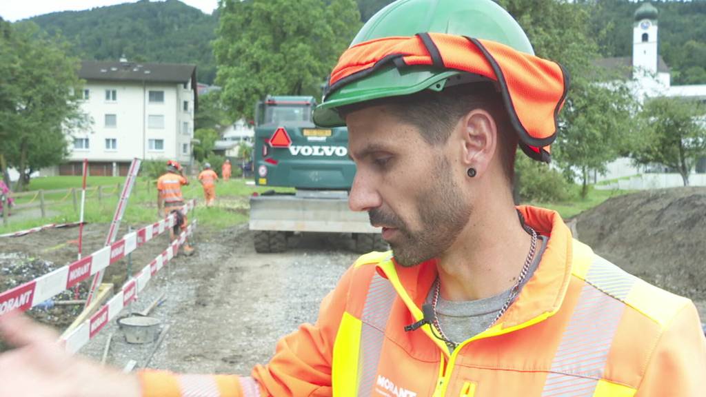 Wasserschäden im Tiefbau: Regen überflutet Baustellen