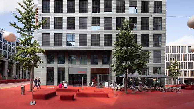 Komitee beharrt auf Umbenennung des Raiffeisenplatzes in St.Gallen