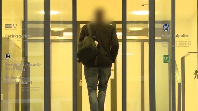 Bedingte Geldstrafe für Verliebten Betreuer