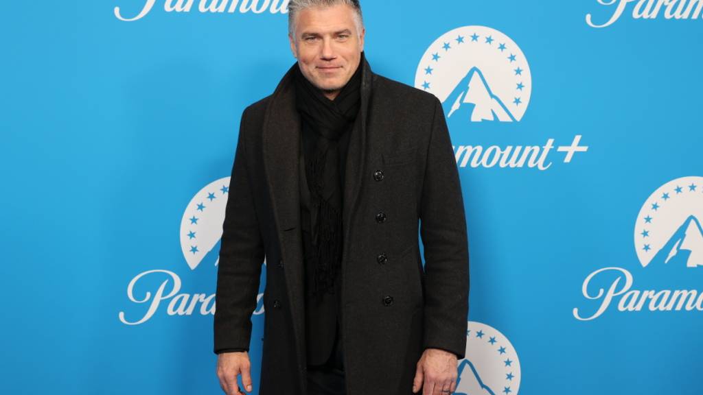 ARCHIV - «Star-Trek»-Schauspieler Anson Mount. Foto: Jörg Carstensen/dpa/Archivbild