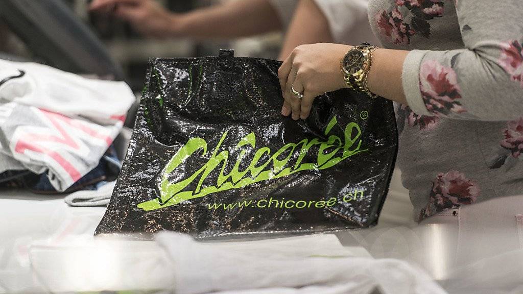 Chicorée hat 2018 von der Pleite des Konkurrenten OVS (früher Charles Vögele) profitiert. So eröffnete der Modehändler acht neue Läden, davon einige in Liegenschaften, die durch den Konkurs freigeworden waren. (Archiv)