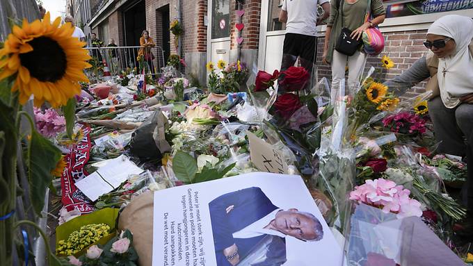 Niederländischer Reporter nach Mordanschlag gestorben