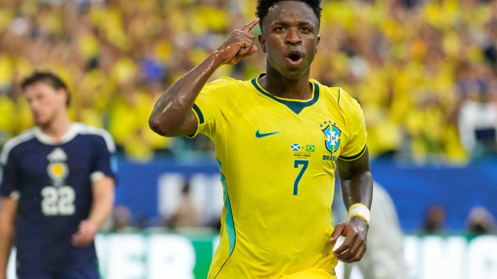 Doppeltorschütze Vinicius Junior ebnet Brasilien den Weg zum Gruppensieg