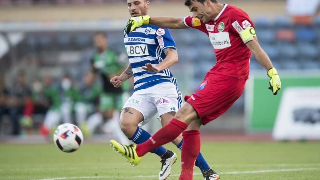 FCSG-Goalie Daniel Lopar (rechts) hebt den Notendurchschnitt.