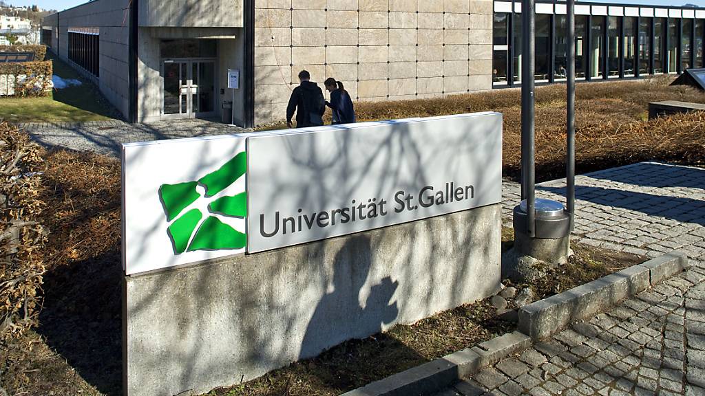 Die Universität St.Gallen ist seit Herbst letzten Jahres in einem Plagiats-Skandal verwickelt, der international Wellen schlägt.
