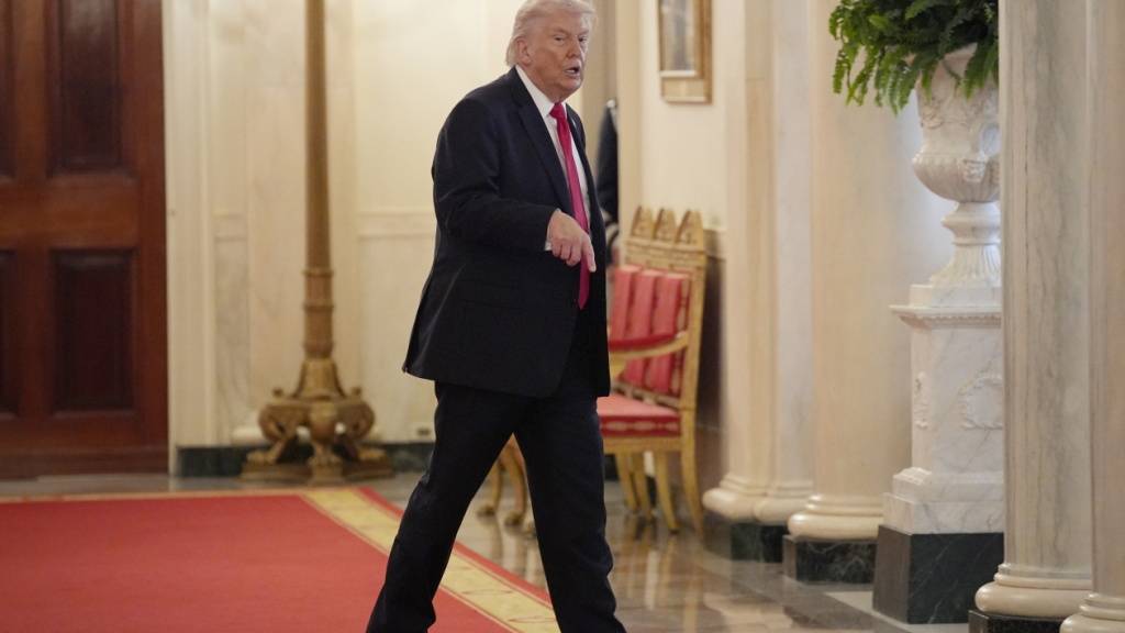 Trumps Zollpolitik ist auch in den USA stark umstritten. Eine Koalition von Bundesstaaten zieht dagegen vor Gericht und argumentiert, Trump schade dem amerikanischen Volk. (Archivbild)